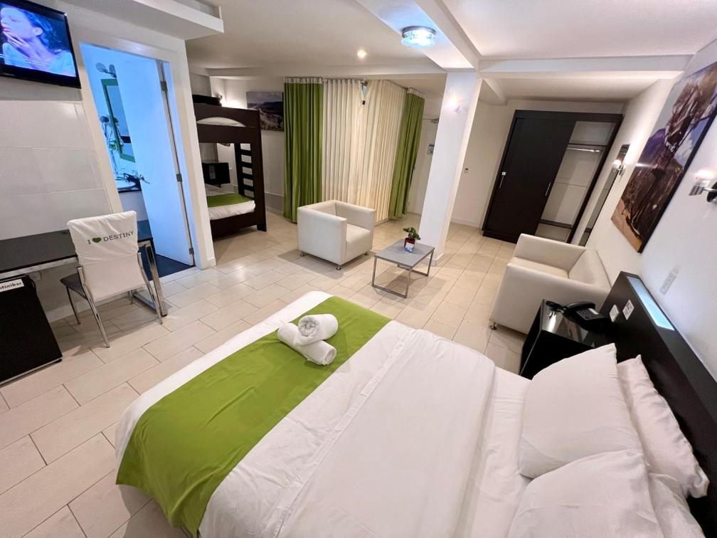 Destiny Hotel Баньос Экстерьер фото