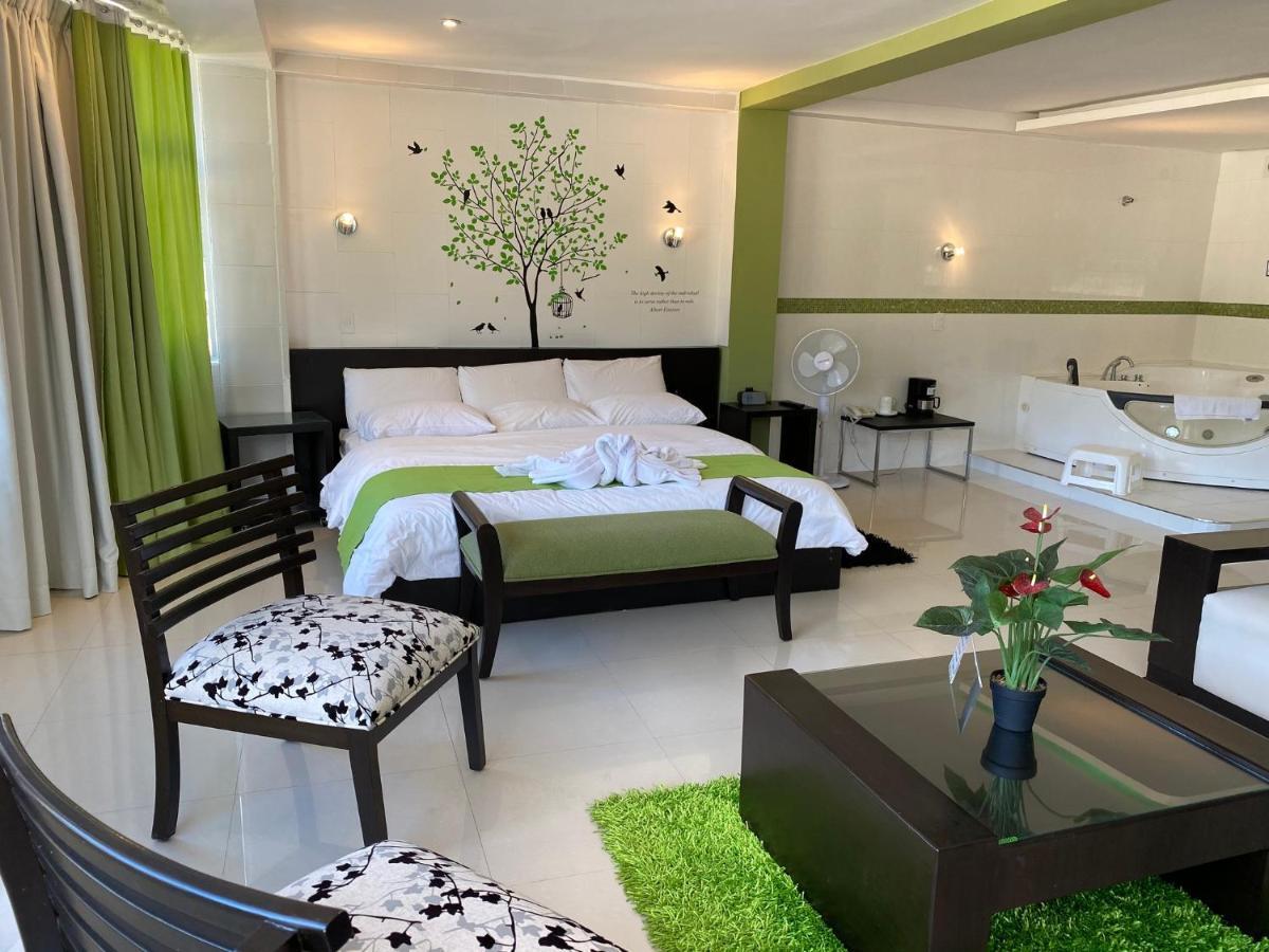 Destiny Hotel Баньос Экстерьер фото